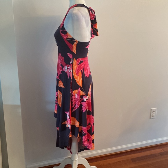 Venus NWOT halter dress XS but stretchy - Picture 8 of 12